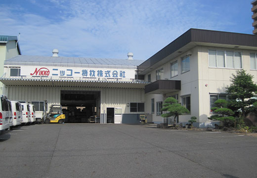 本社外観